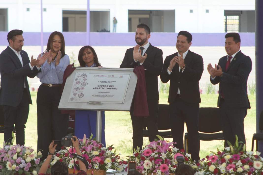 Inauguración de la Ciudad del Abastecimiento en Huamantla