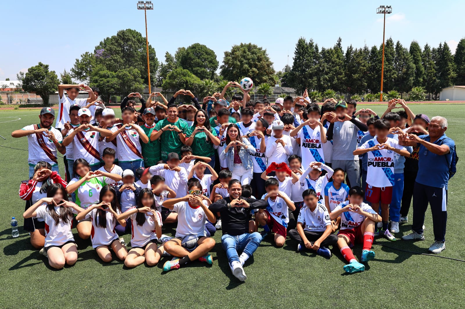 Impulsa Tonantzin Fernández el talento deportivo con las Becas Xelhua 2026
