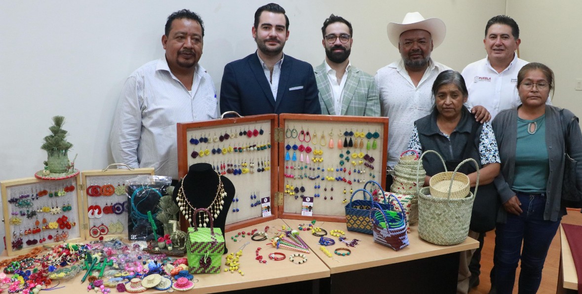 Empresarios poblanos en presentación de alianza comercial con SHEIN México.