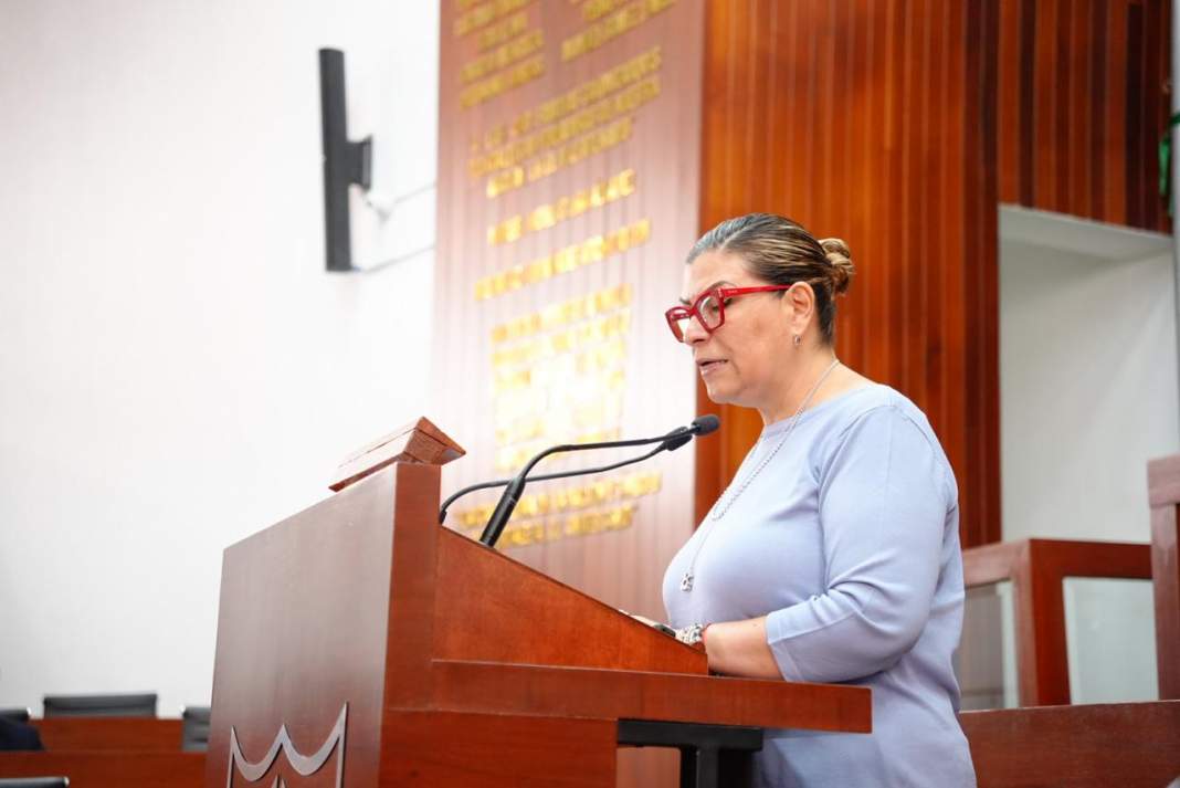 Diputada presenta iniciativa en el Congreso de Tlaxcala