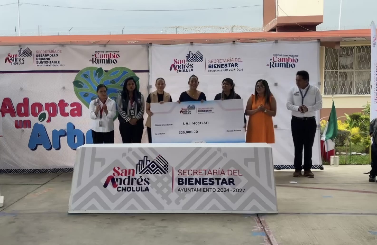 Guadalupe Cuautle impulsa educación y cuidado ambiental en San Rafael Comac