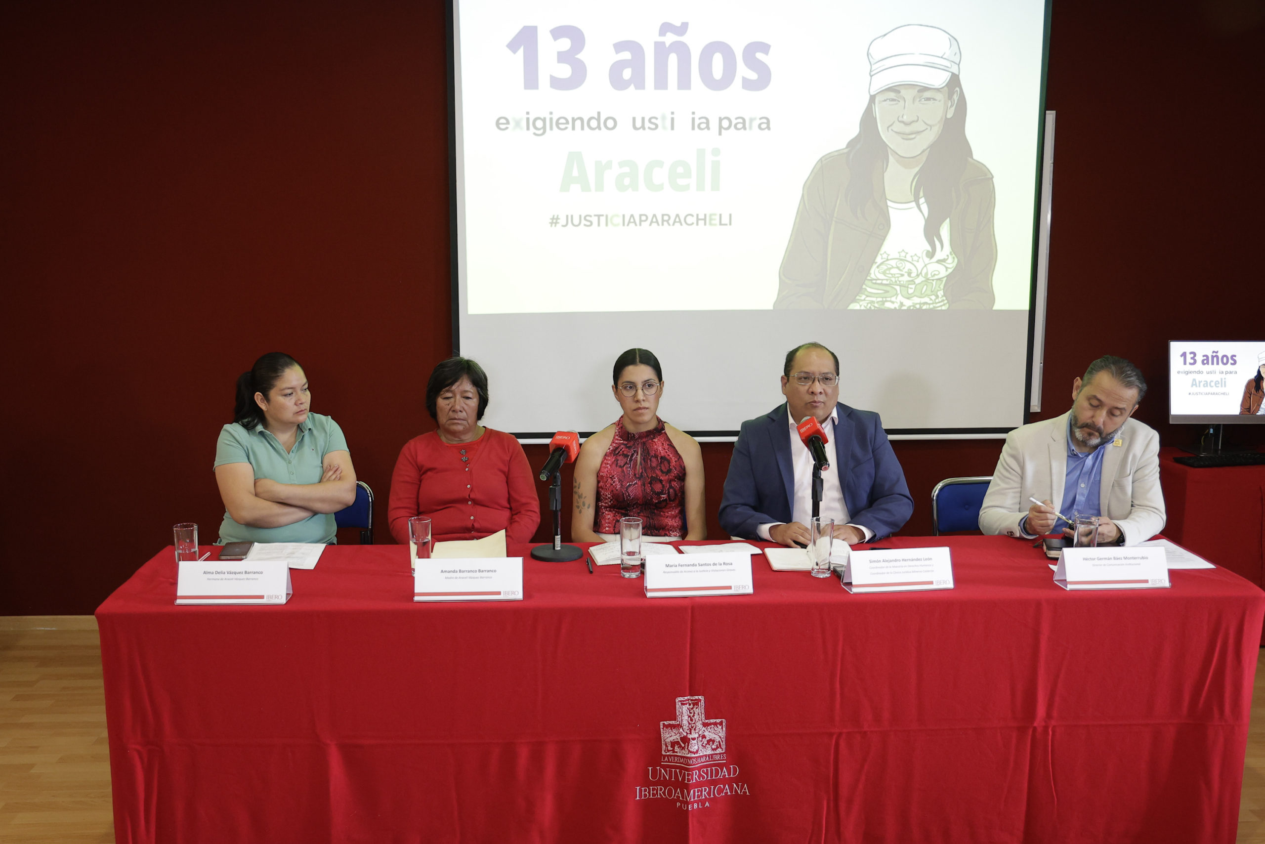 Madre de víctima denuncia revictimización y retrasos judiciales en caso de feminicidio en Puebla