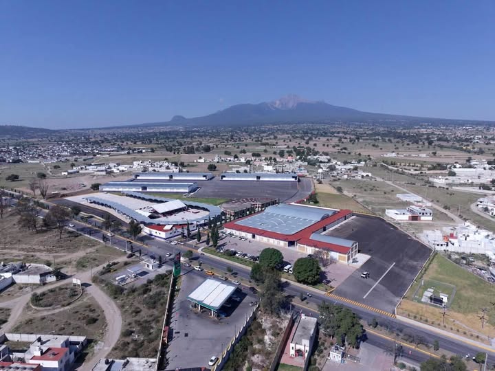 Ciudad del Abastecimiento de Huamantla con bodegas y mercado regional.