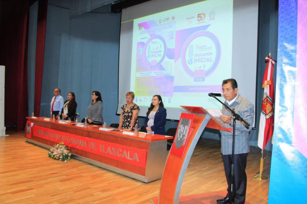 Congreso de educación inicial en la UATx