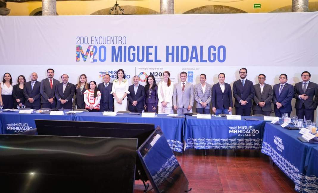 Autoridades municipales durante reunión del M20 del PNUD