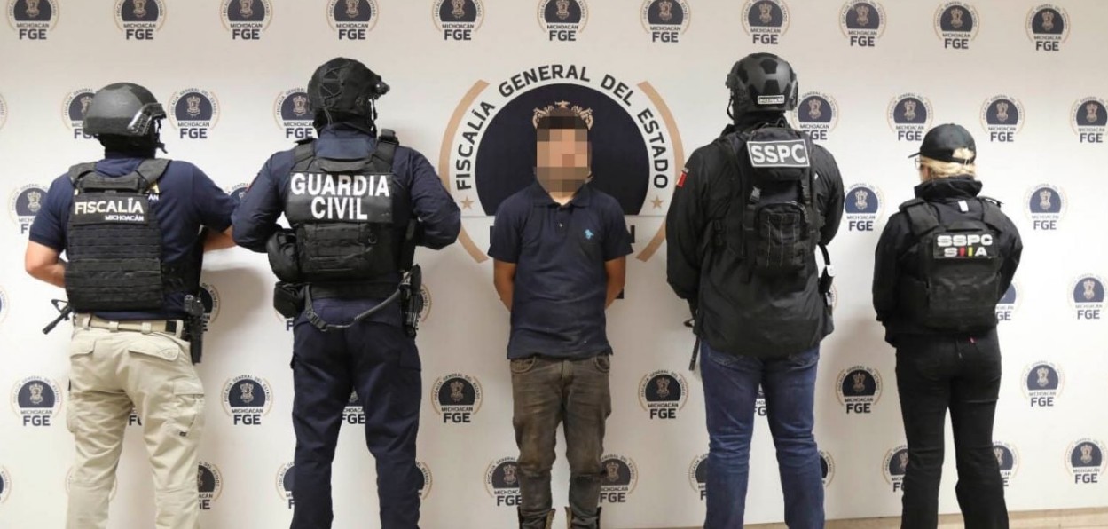 Patrulla y operativo policial tras detención en Michoacán