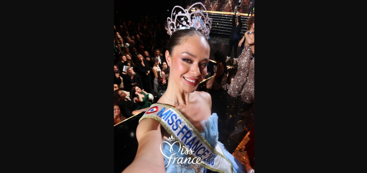 Representante de Francia en un concurso de belleza.