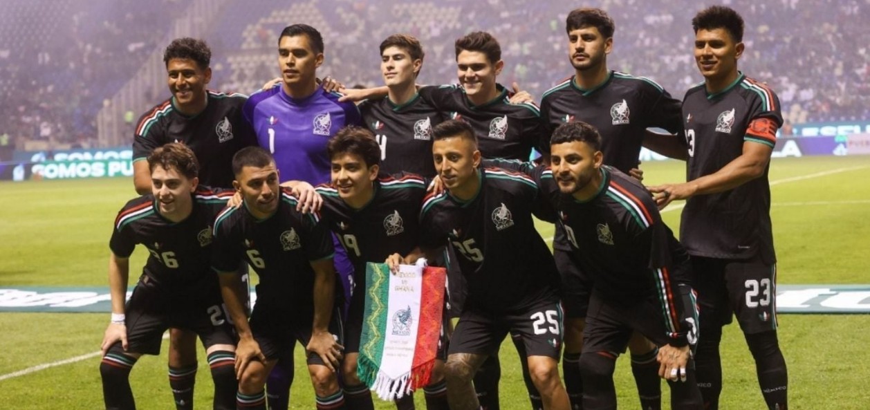 Jugadores de la Selección Mexicana durante un partido amistoso.