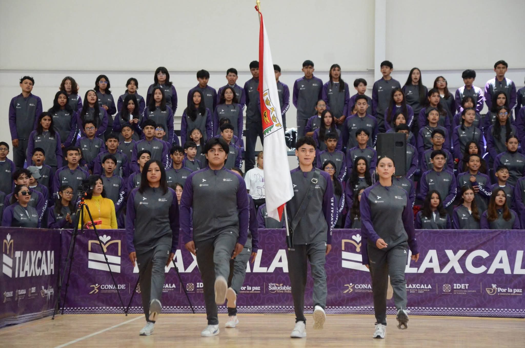 Atletas de Tlaxcala celebran medallas en Olimpiada Nacional Conade 2026