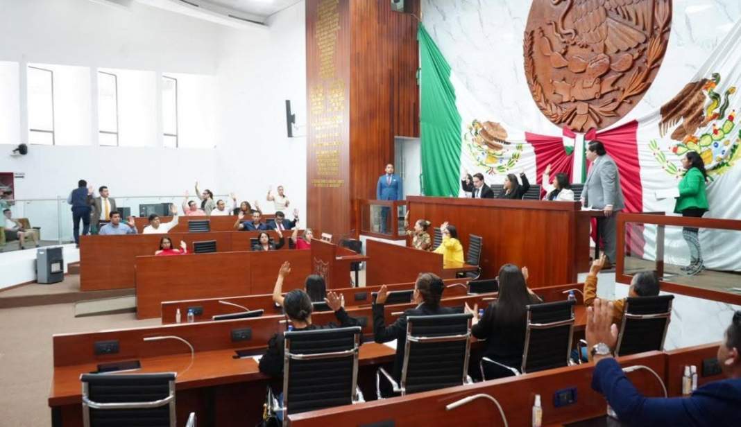 Diputados de Tlaxcala durante una sesión del Congreso local.