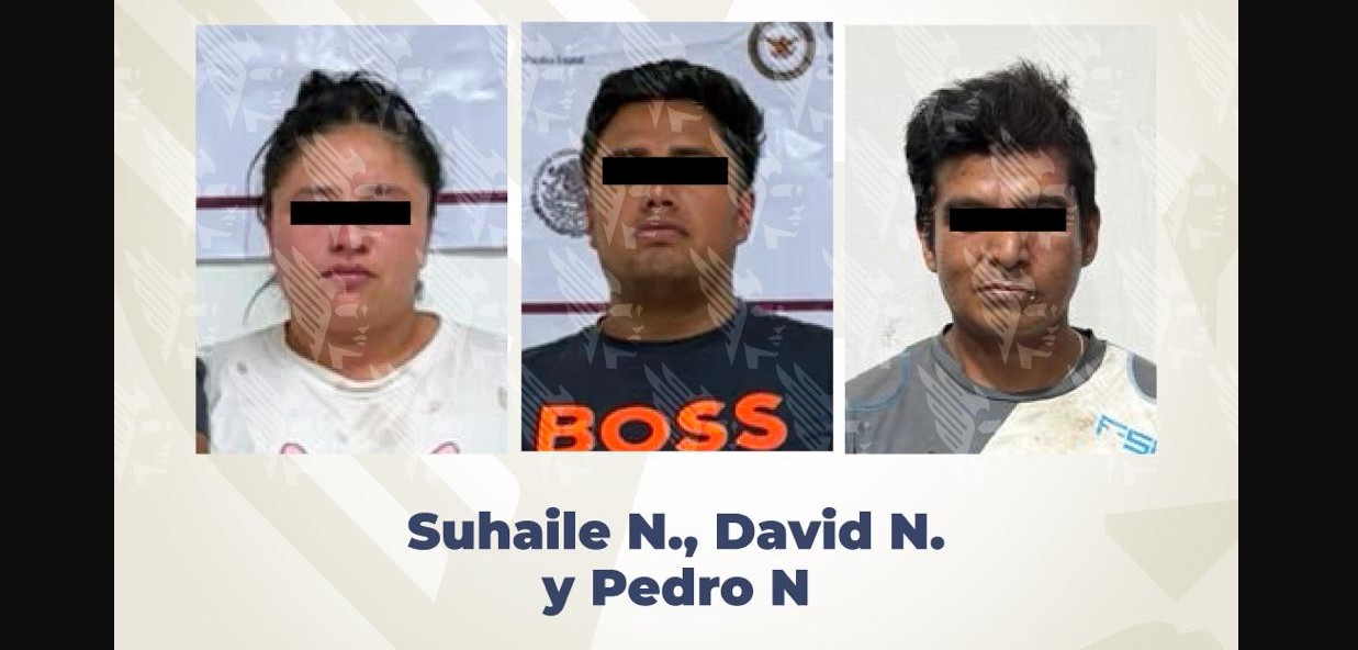 Agentes de la Fiscalía de Puebla