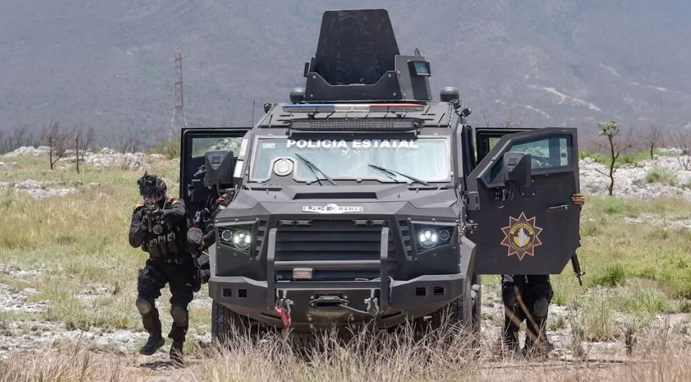 Elementos de seguridad durante operativo en Nuevo León.
