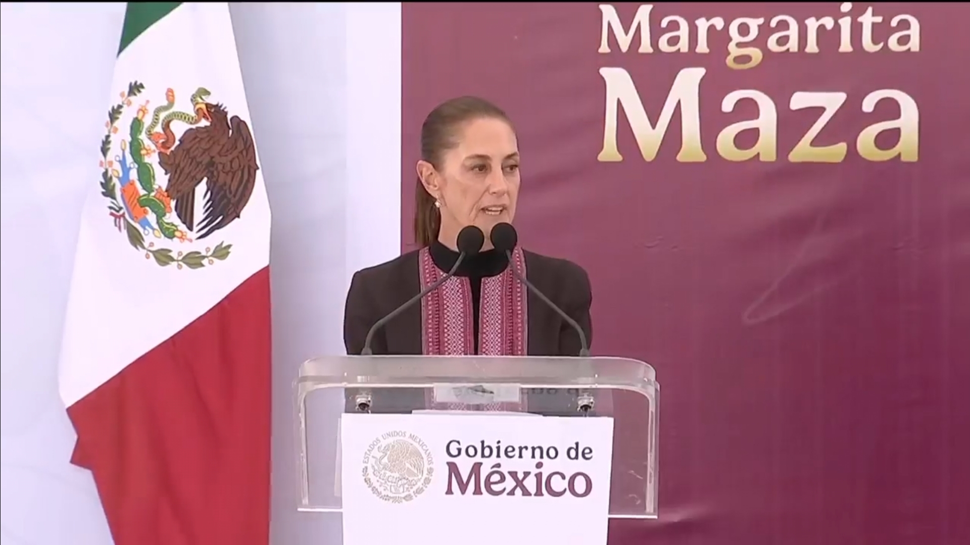 En Tlaxcala, Sheinbaum defiende política salarial y programas sociales con clase de historia