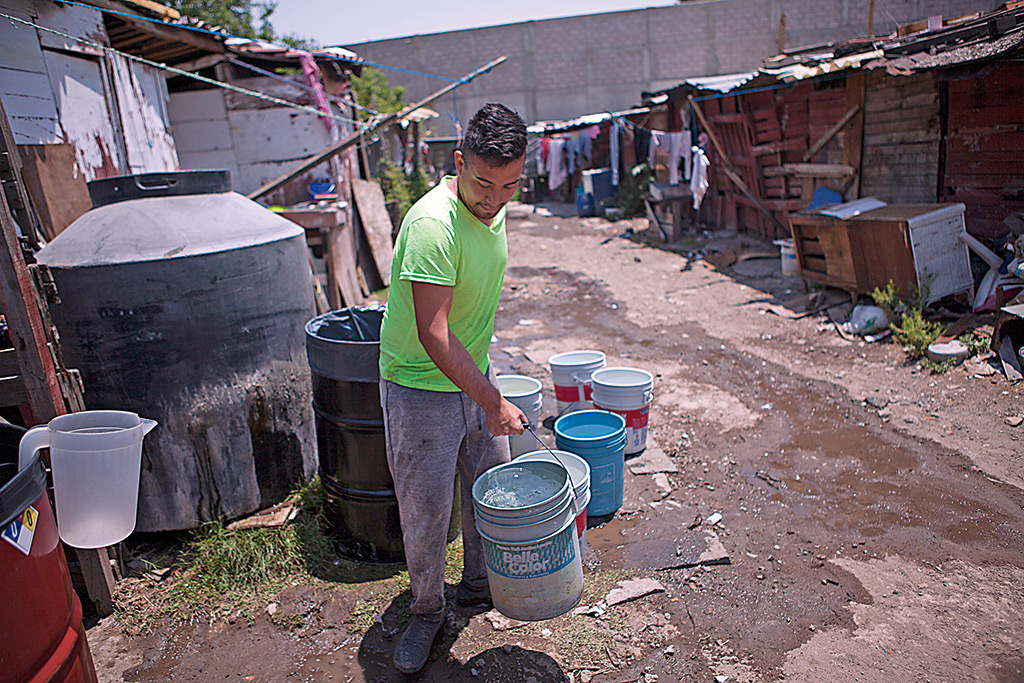Falta de agua y alumbrado afecta a 20 colonias de Amozoc; anuncian marcha