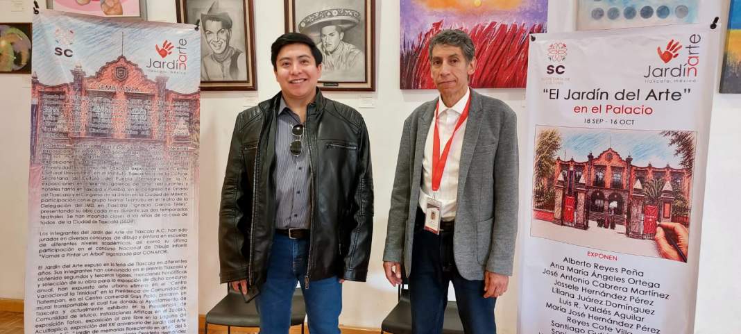 Artistas de Tlaxcala durante exposición de arte