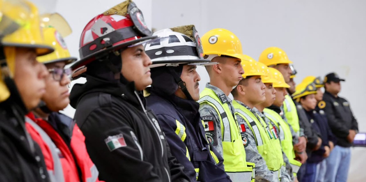 Autoridades vigilan río en Puebla