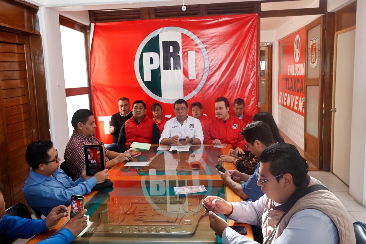 PRI Tlaxcala llama consolidar frente opositor; presume músculo de 150 "defensores" de México