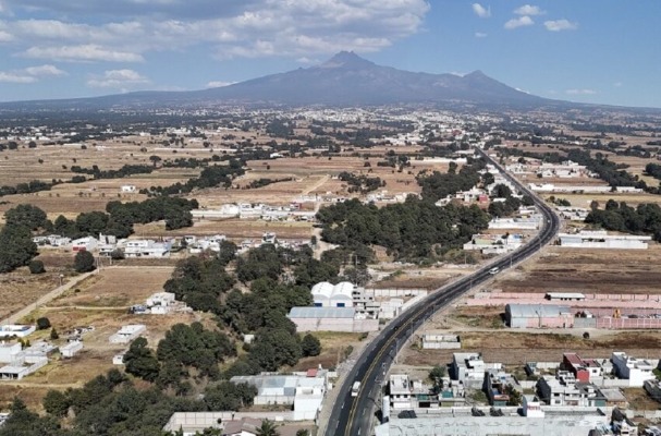 Planea gobierno estatal ampliación de la carretera Puebla-Canoa