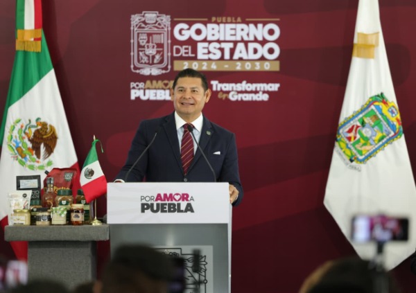 Armenta pide a las empresas responsables del CIS y Audi en Puebla donar hospitales