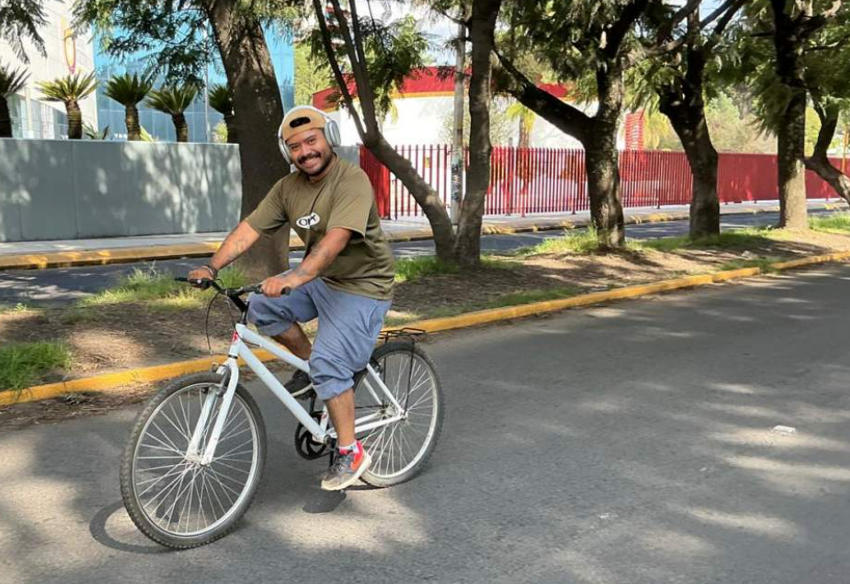 Familias y ciclistas en el circuito Muévete Tlaxcala