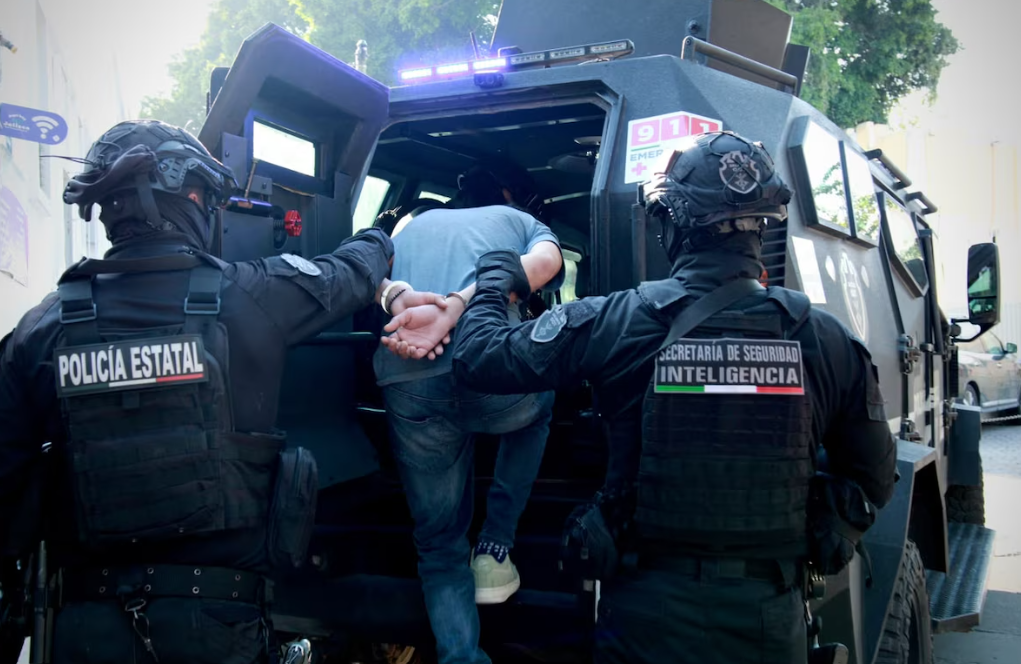 Policía de Jalisco durante operativo de captura