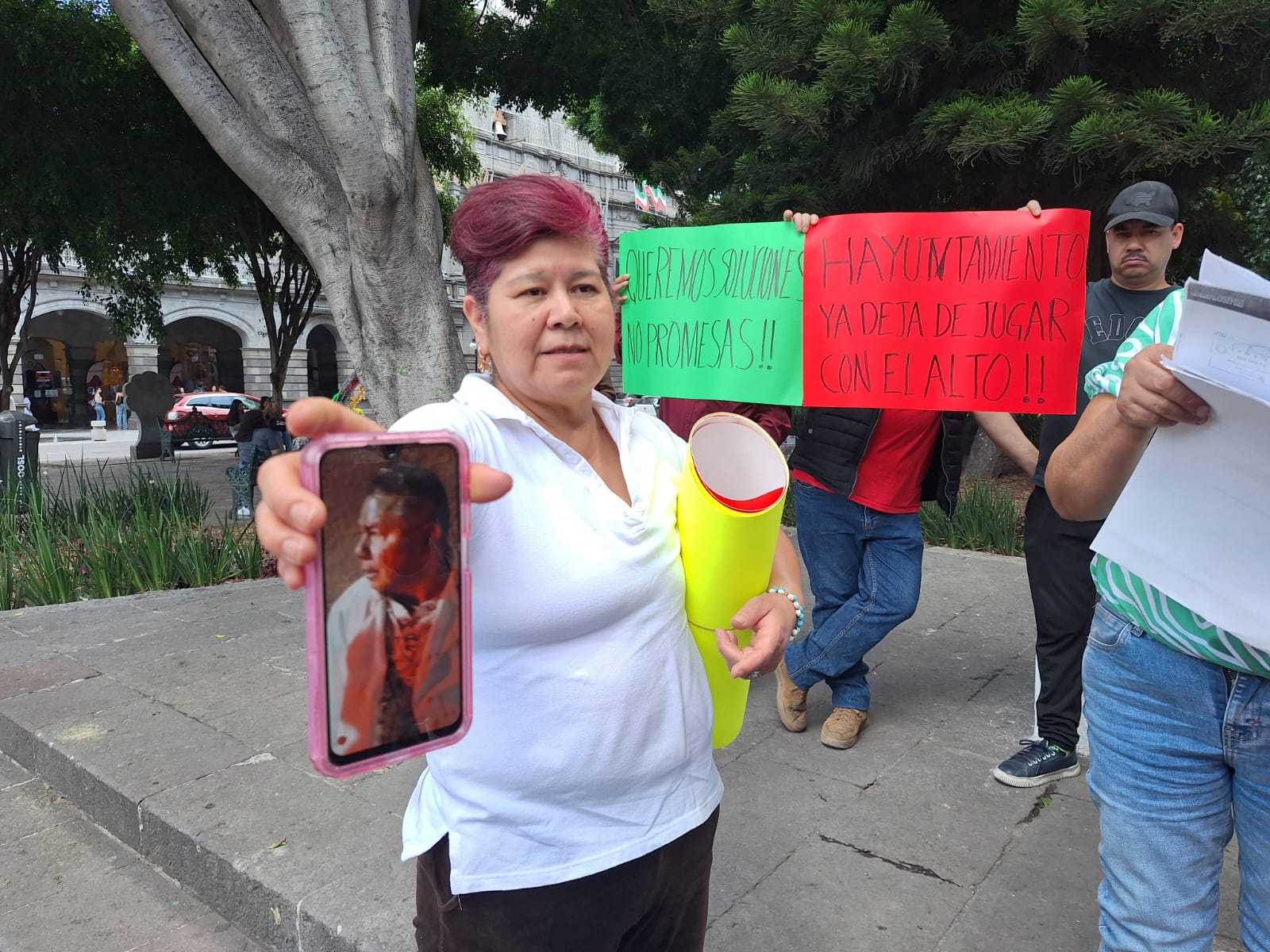 Locatarios de El Alto denuncian agresiones y disputas por el control del mercado