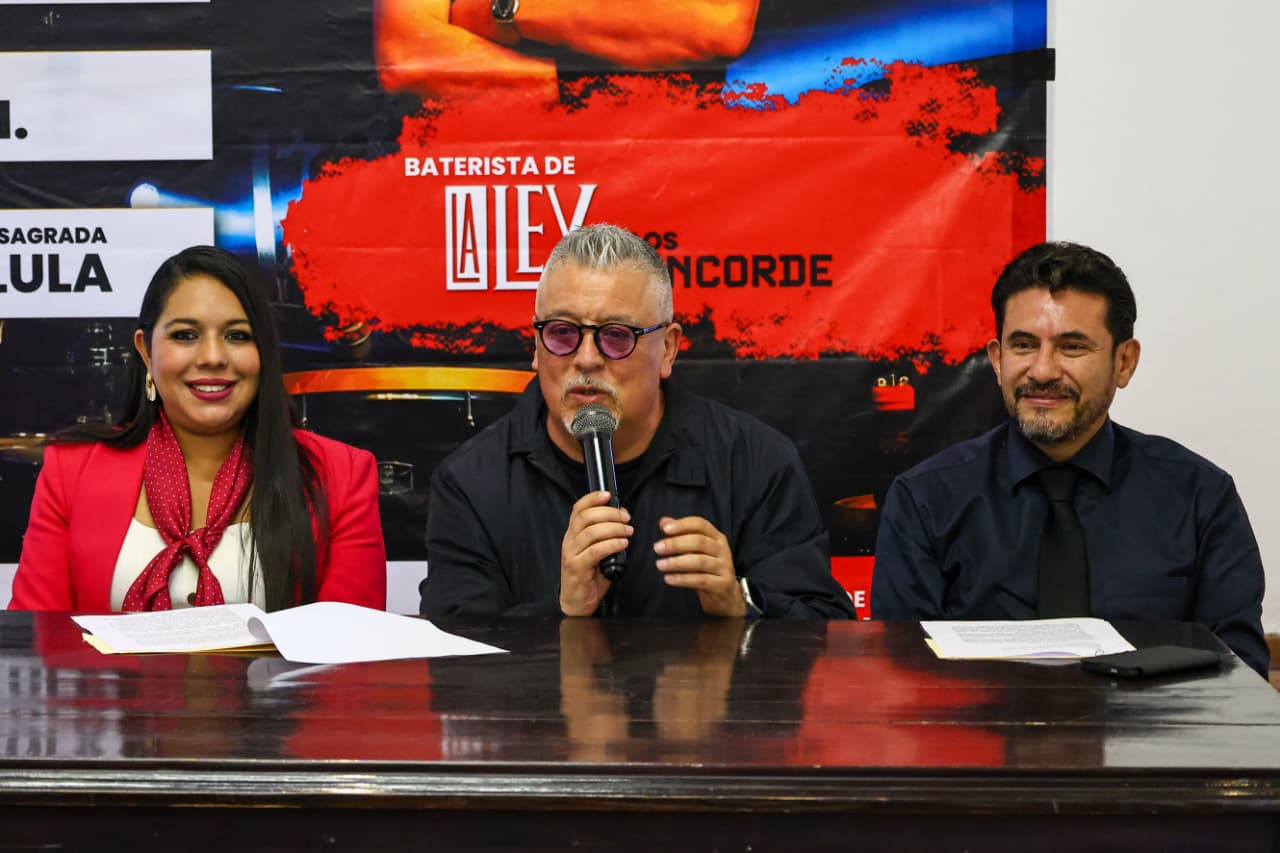 Suma Tonantzin Fernández a Mauricio Clavería a una causa en favor de la Cruz Roja Cholula