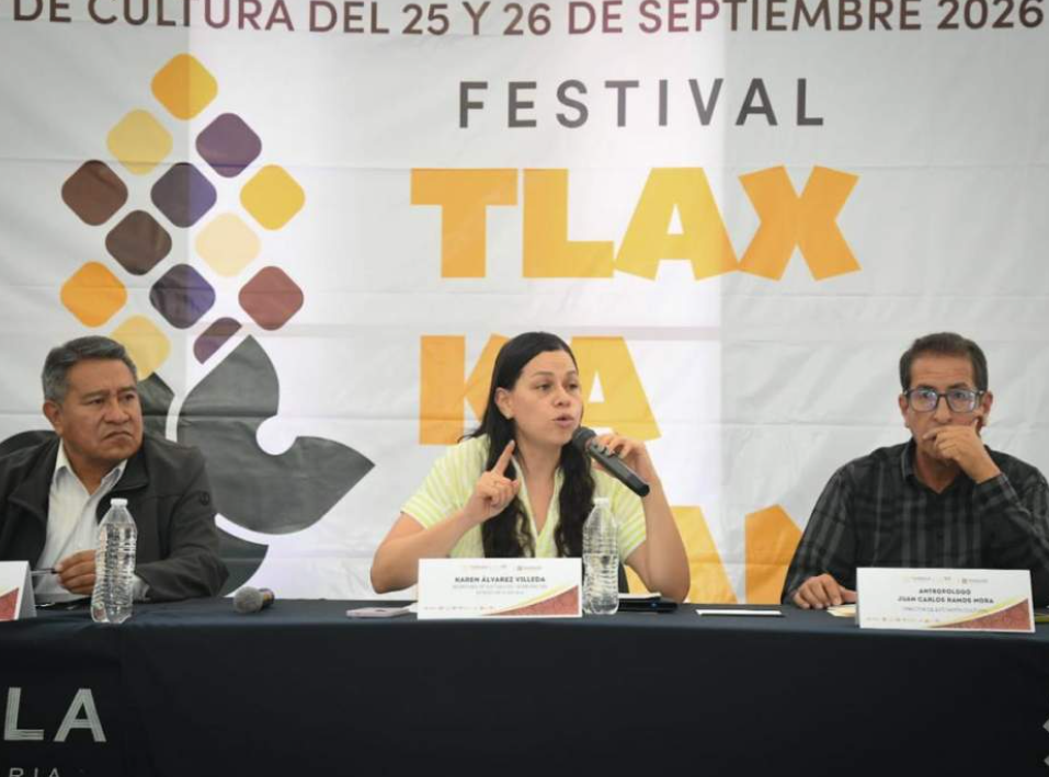 Artistas de Tlaxcala e Hidalgo durante el Festival Tlaxkallan.