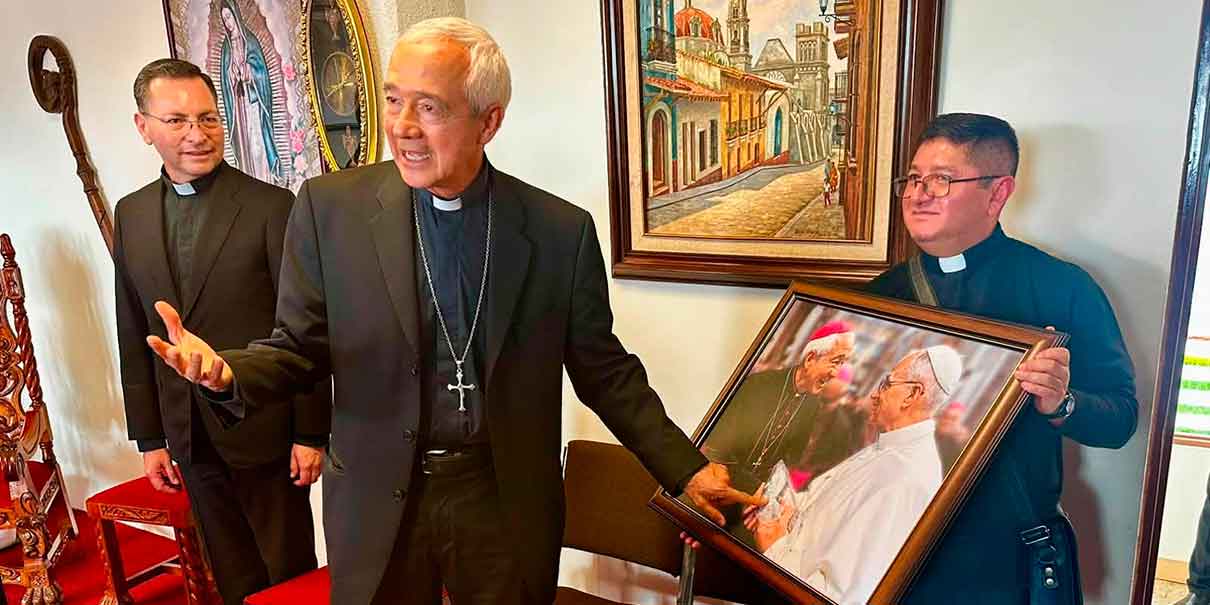 Patrón Wong revisa retos de la Arquidiócesis de Puebla antes de asumir el cargo