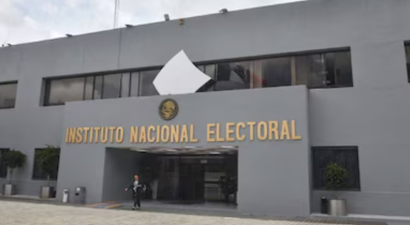 Nueva identidad visual del INE en tonos grises