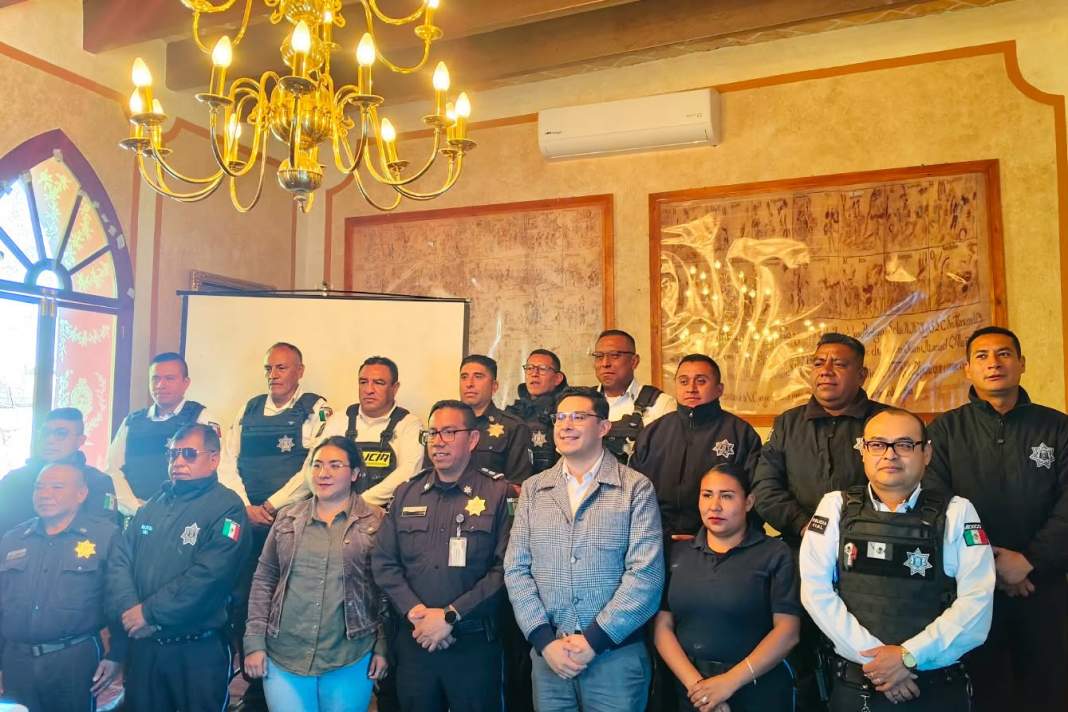 Personal de Tlaxcala durante capacitación sobre infracciones viales digitales