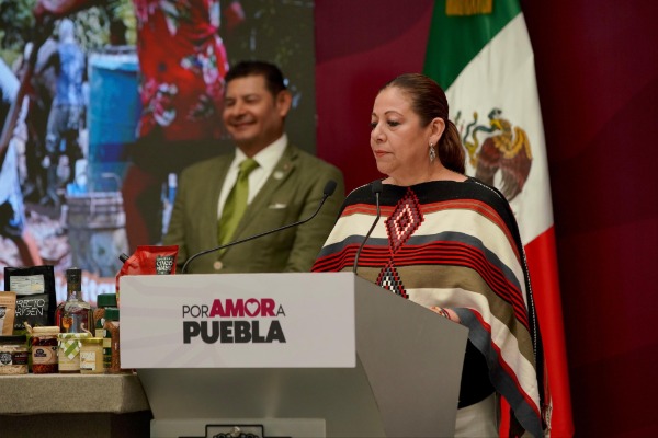 Laura Artemisa esperará convocatoria de Morena para buscar candidatura a la alcaldía de Puebla 