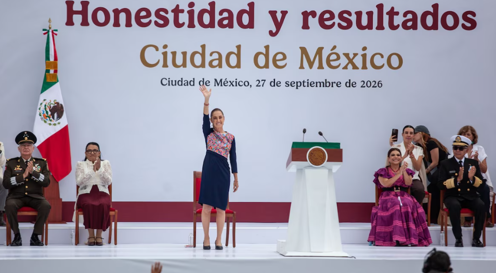 Claudia Sheinbaum durante su mensaje en el Zócalo