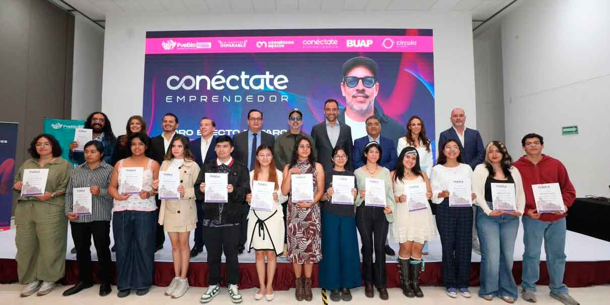 Teddy Kelly interviene puente de la 14 Sur con mural para recuperar espacio público en Puebla