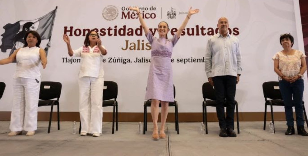 Claudia Sheinbaum durante un evento en Jalisco