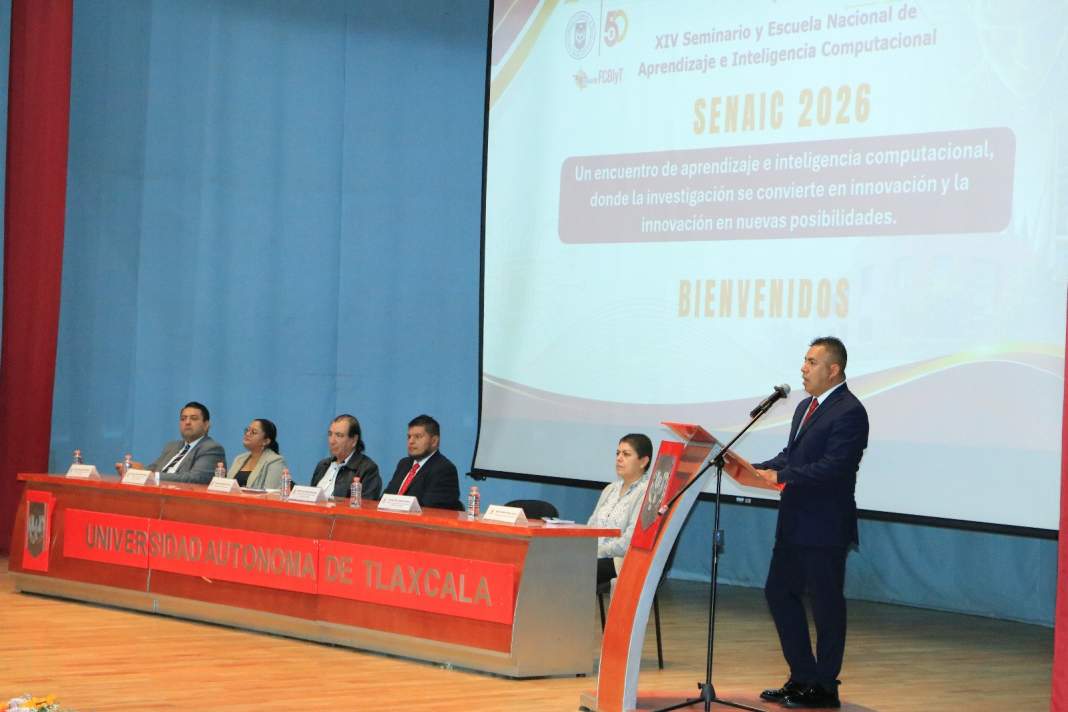 Especialistas participan en el SENAIC 2026 en la UATx.