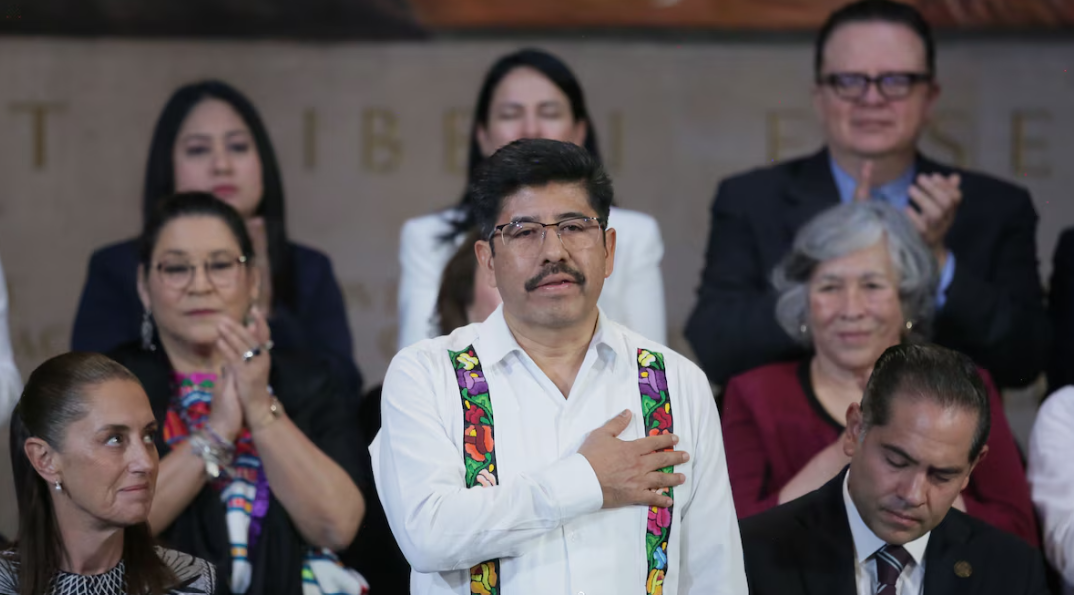 Hugo Aguilar Ortiz durante un informe en la Suprema Corte