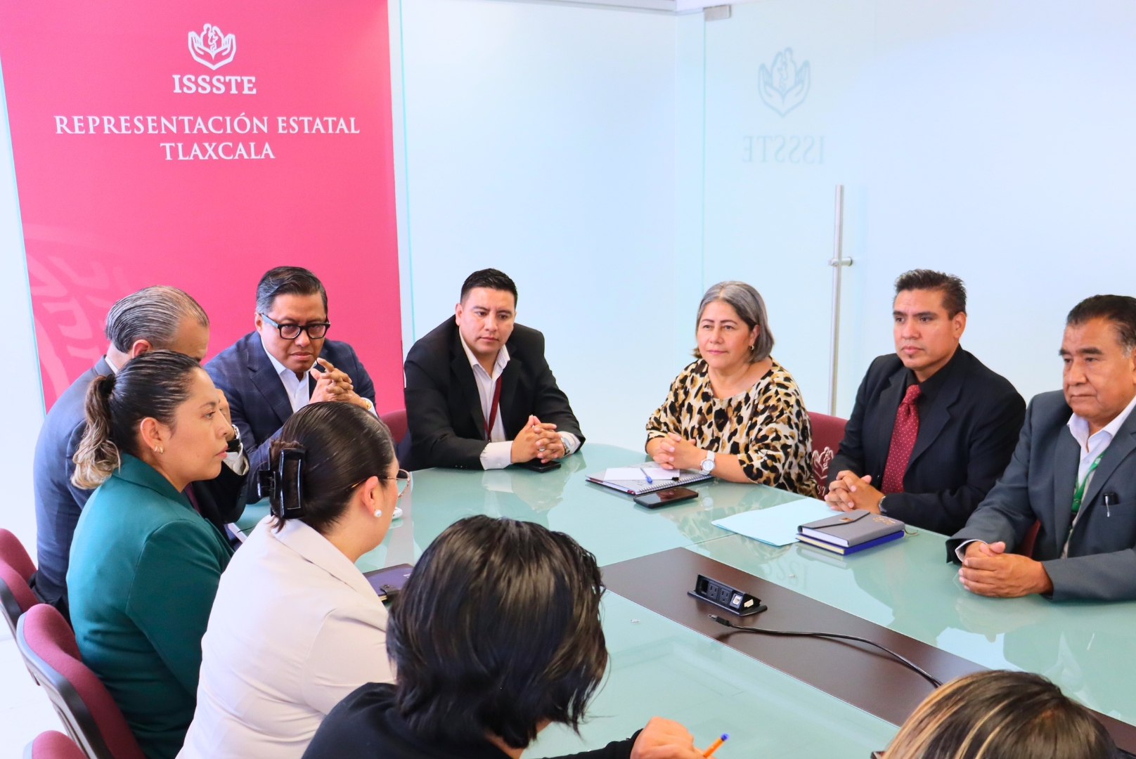 Sindicatos fortalecen lazos con ISSSTE Tlaxcala a favor de la base trabajadora