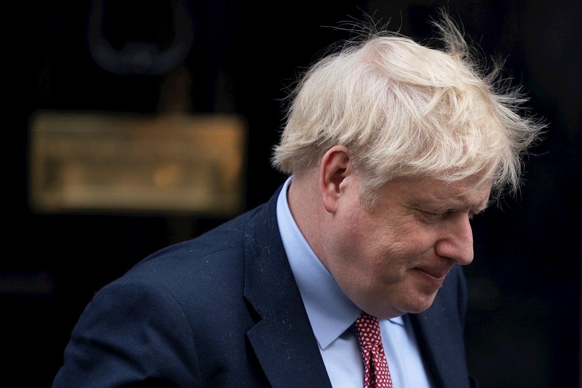 Boris Johnson es trasladado a terapia intensiva por COVID-19