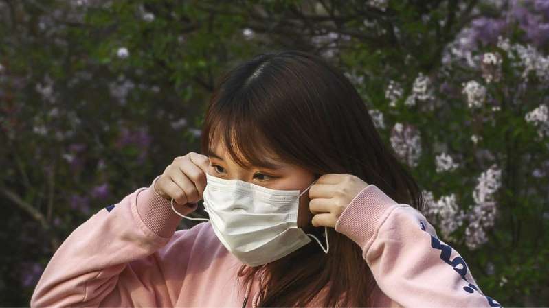 China reporta el primer día sin muertes por covid-19 desde que empezó a informar sobre brote