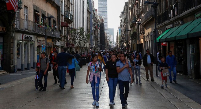 México, entre los países que menos respeta el “quédate en casa” de América Latina