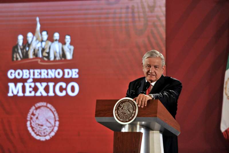 AMLO exhibe a partidos que no quieren donar recursos frente al COVID-19