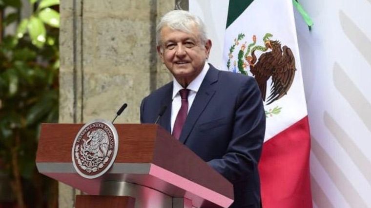 Mexicanos están dando el ejemplo al mundo en pandemia de COVID-19: AMLO