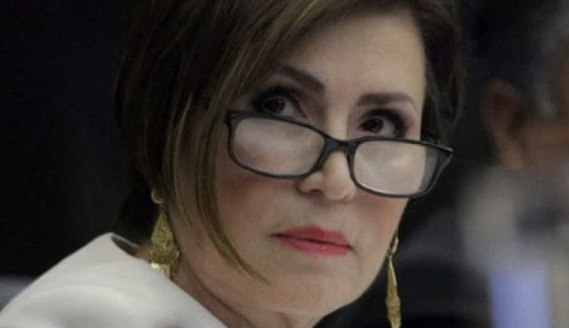 Me gustaría mucho estar apoyando con mi experiencia en este momento difícil: Rosario Robles