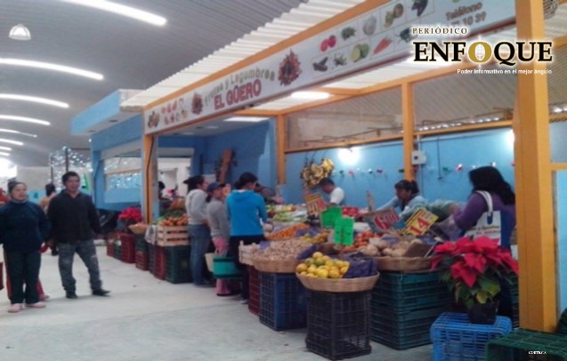 Amozoc establece acuerdos para que tianguistas puedan seguir trabajando