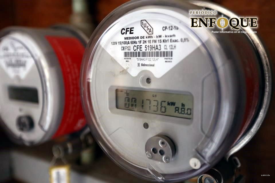 Ofrecen apoyo a familias poblanas para el pago de energía eléctrica