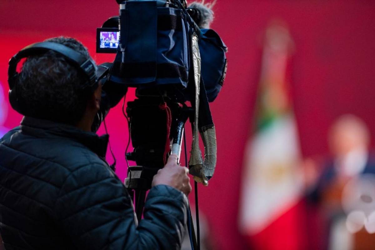 AMLO publica decreto por el que devuelve tiempos fiscales a televisoras y estaciones de radio