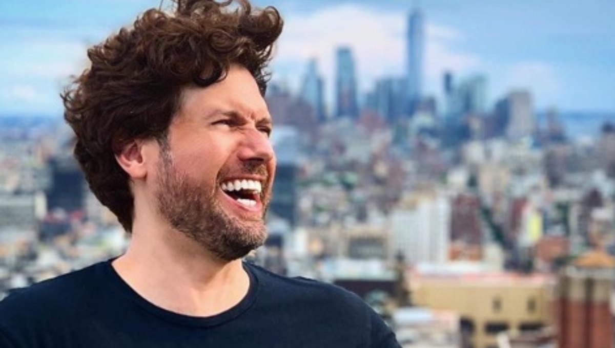 “Se me cruzaron los cables”; Mauricio Martínez se disculpa por ofensa misógina