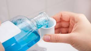 ¿El enjuague bucal es capaz de actuar contra el coronavirus? Este estudio demostró que sí