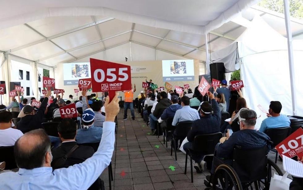 Subasta en Los Pinos obtiene 22.9 millones de pesos